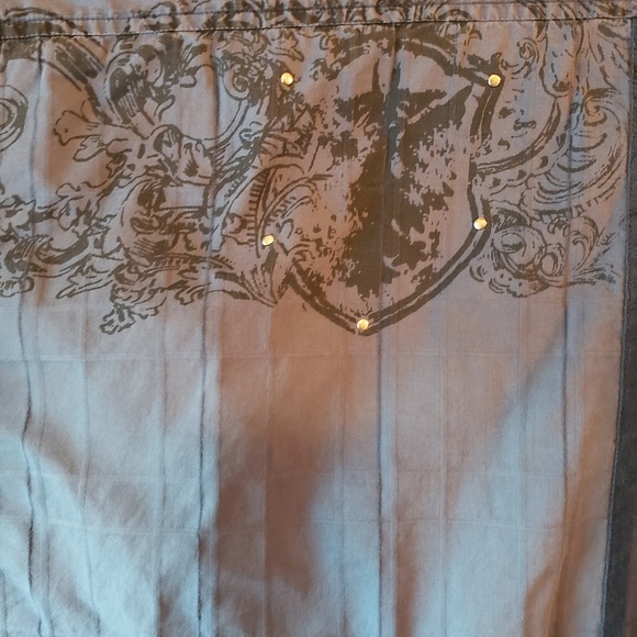 Guess Long Sleeve Button Down - Picture 2 of 8